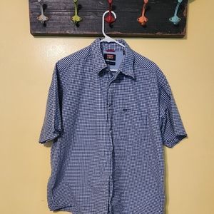 Wrangler Jeans men's button down short sleeve shirt. Blue/white plaid. XL.